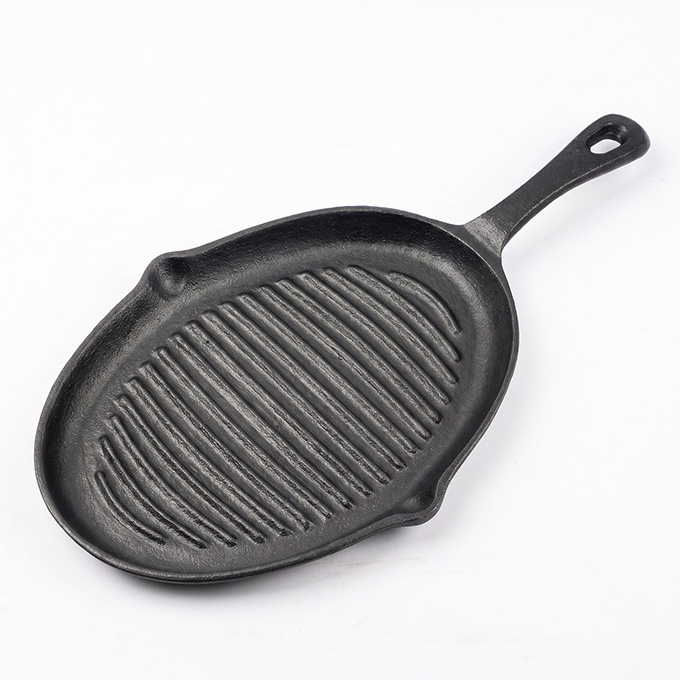 Ovale, vorgew&uuml;rzte franz&ouml;sische Tortillapfanne aus Gusseisen im mexikanischen Stil, 25 cm