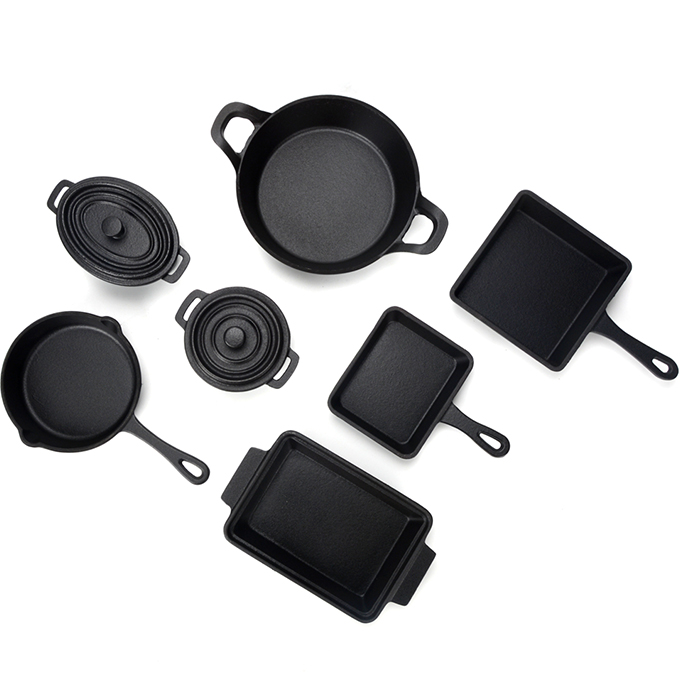 Br&uuml;tzelplatten-Set aus Mini-Gusseisen