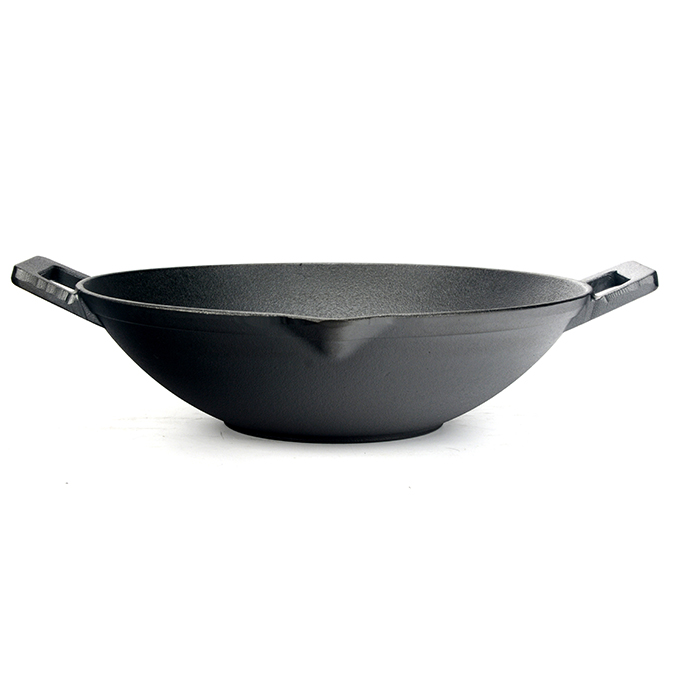 Gusseisen-Wok mit Ausgie&szlig;ern